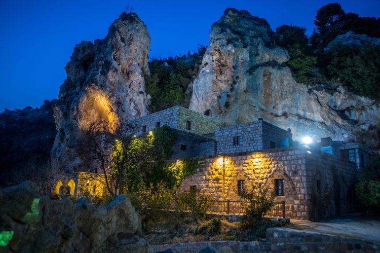 متحف جبران بين الجبال في بشرّي شمالي لبنان (شترستوك)
