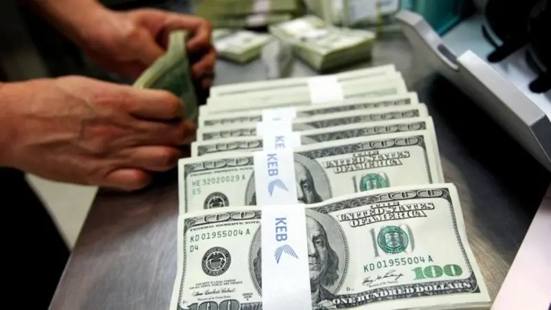 الدولار والجنيه المصري
