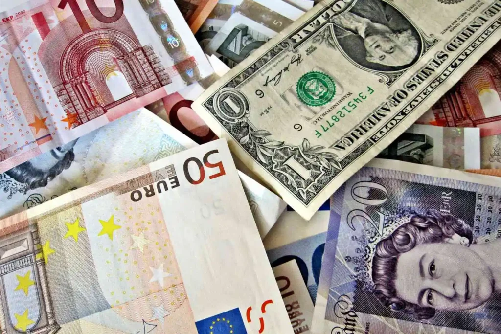 تعويم سعر الصرف: فهم المفهوم والآثار