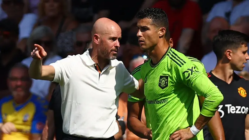 تن هاغ يرد على انتقادات كريستيانو رونالدو