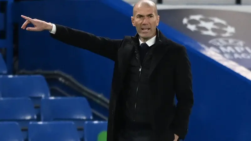 زين الدين زيدان يرفض العروض بعد رحيله عن ريال مدريد