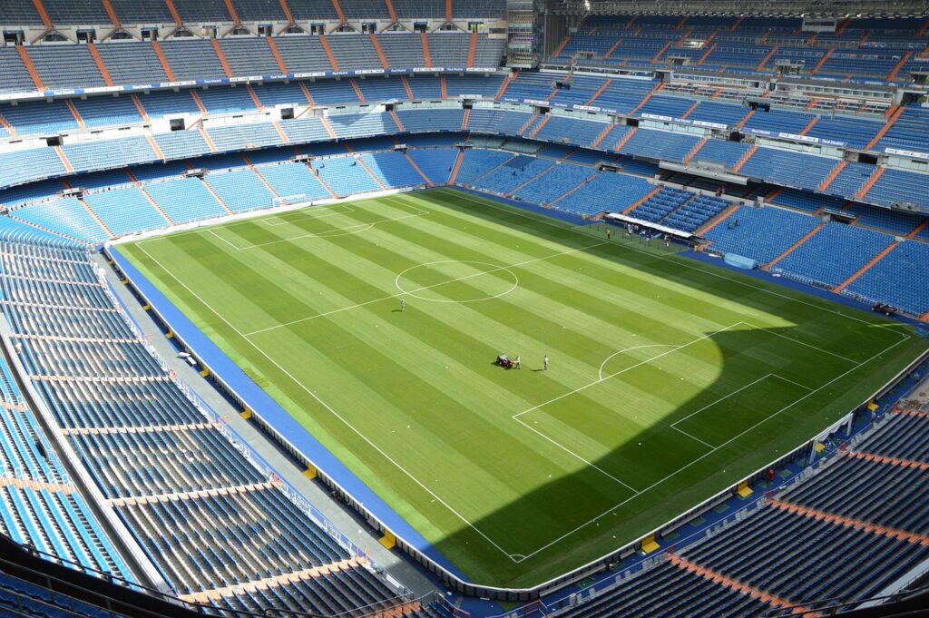 madrid, santiago bernabeu, blancos, merengues, green, field, football, summer, spring, center of the field, lawn, yellow, sun, sunny, blue, places, place, seats, number, fans, fan, ultra, choirs, season, real madrid, house, blanco, white, rival, rivals, clasico, derby, game, juego, nature, view, panorama, santiago bernabeu, real madrid, real madrid, real madrid, real madrid, real madrid