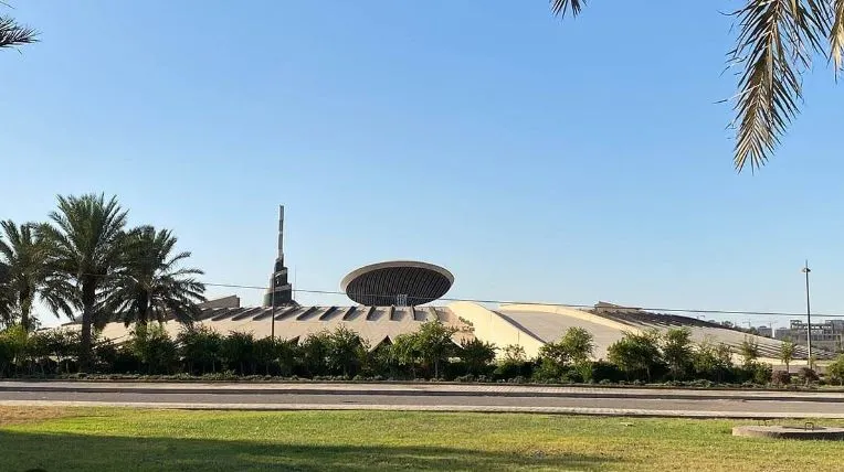 القمة العربية الرابعة والثلاثون بغداد 2025 والتحديات