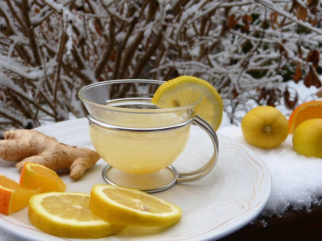 ginger, hot lemon, tea, lemon, snow, juice, cold, nature, defense, health, immune system, vitamins, healthy, flu, winter, prevent