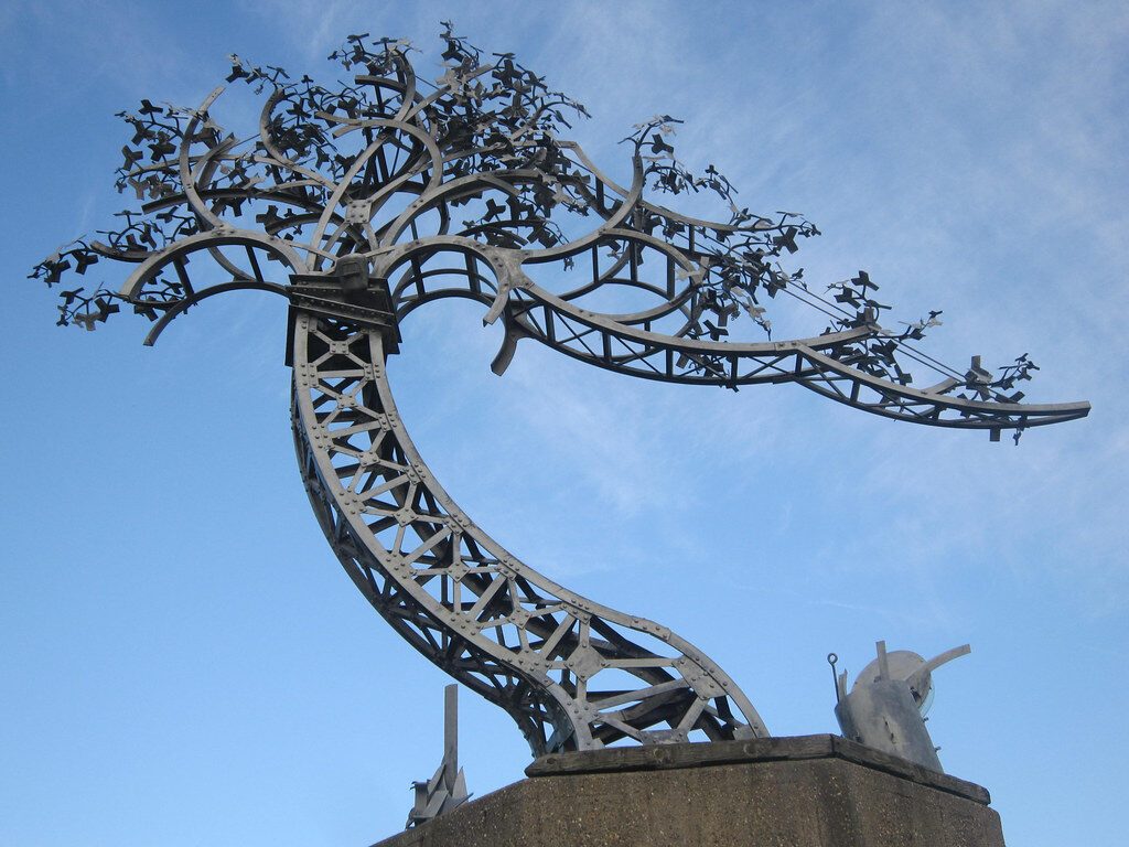 شجرة فولادية 