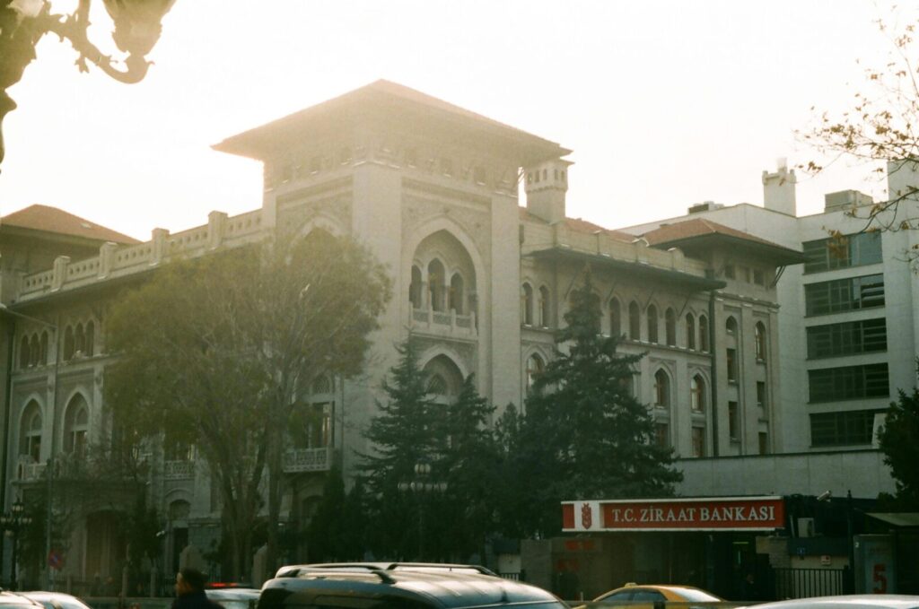 بنك تركي