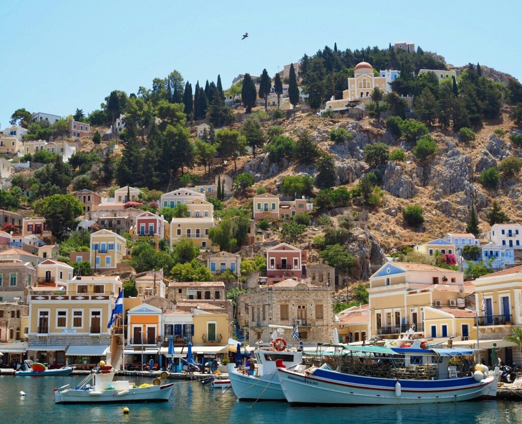  صورة تعبيرية لجزيرة باليونان