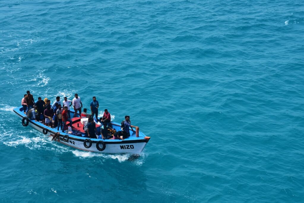 صورة لمهاجرين غير شرعيين نحو إسبانيا