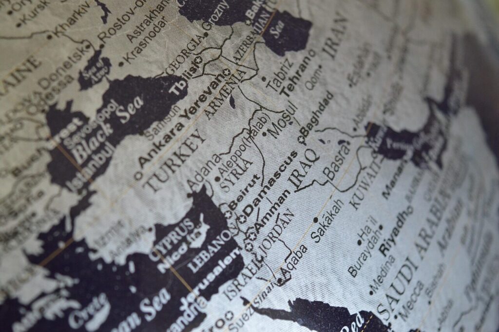 النظام الايراني يهدد الاستقرار الامني و الاقتصادي بالشرق الاوسط